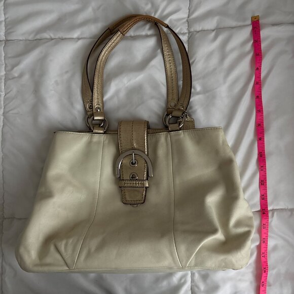 COACH Soho F18751 Cream Leather Medium East West Tote Shoulder Bag Gold Trim - Picture 9 of 13